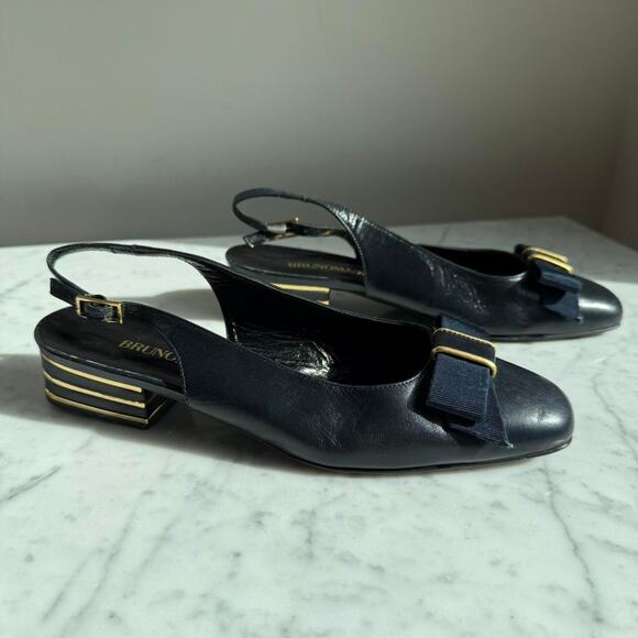 Bruno Magli Italy Bow Slingback Kitten Heels Navy Gold Women’s 7.5B - Picture 2 of 8